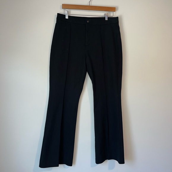 GAP High Rise BiStretch Flare Pants in Black 14 Petite - Picture 6 of 15